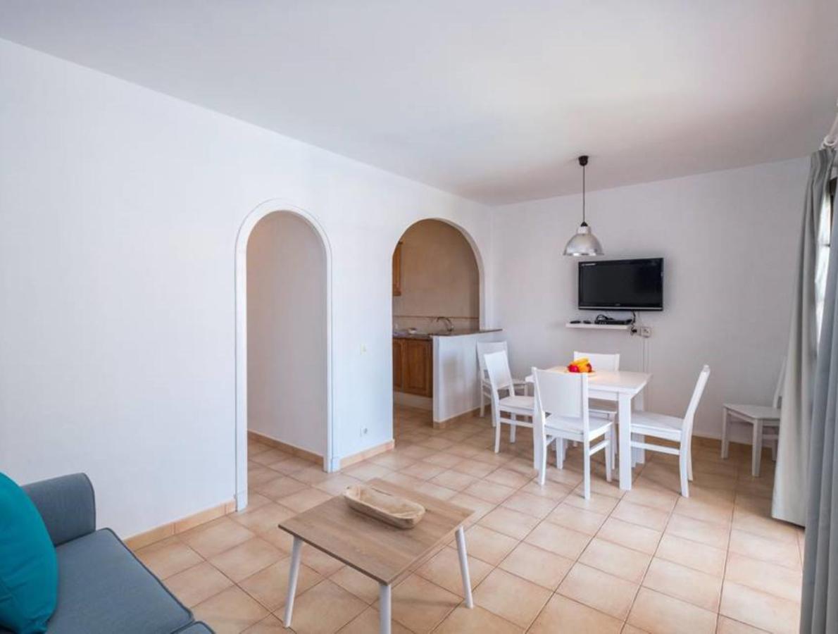 Girasol Garden Superior 2-A Apartment Son Bou Bagian luar foto